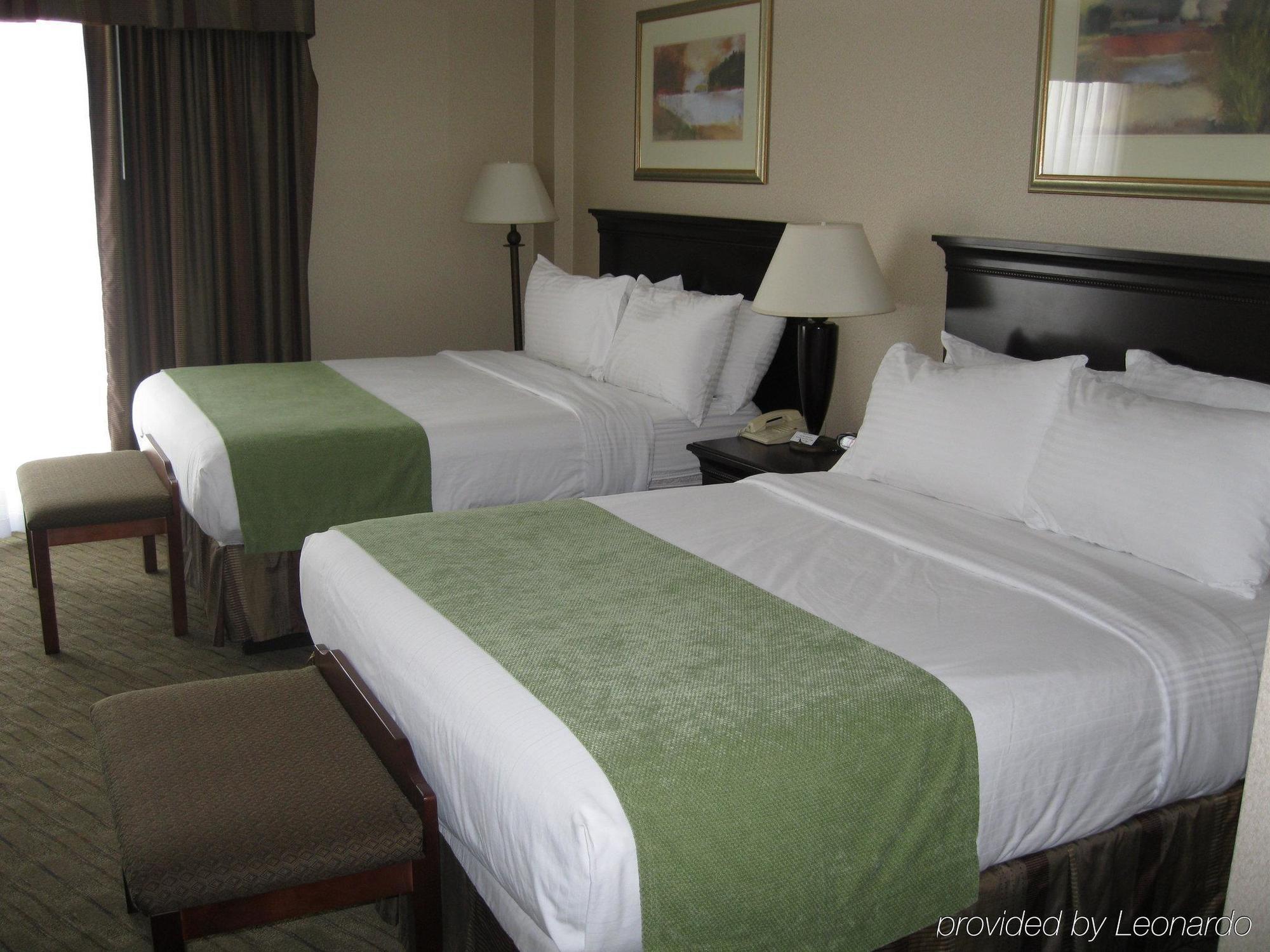 Plaza Hotel & Suites - Eau Claire Extérieur photo