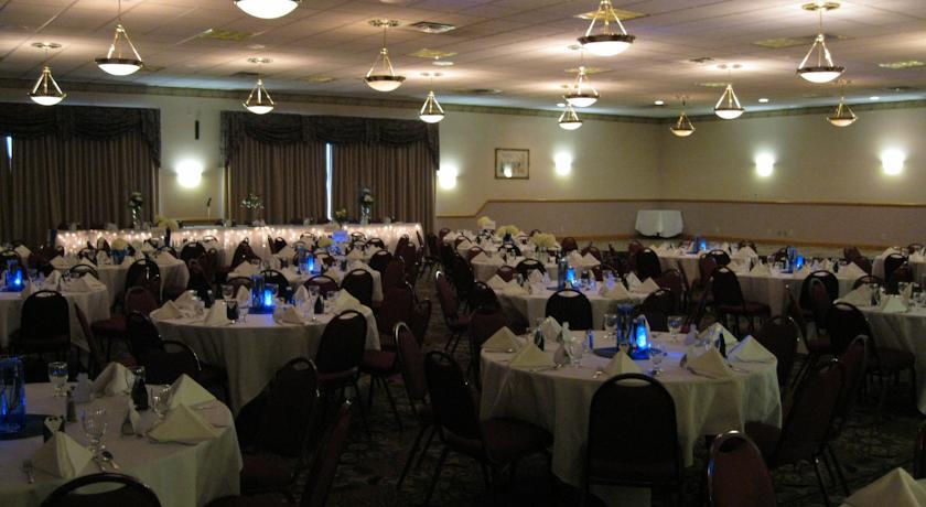 Plaza Hotel & Suites - Eau Claire Extérieur photo